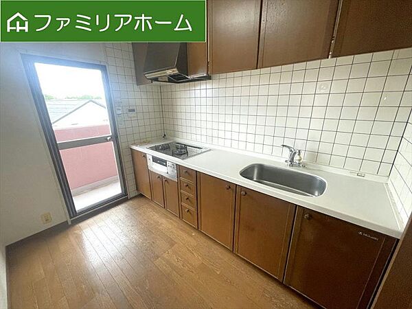 現地写真（2026年8月）キッチンにもバルコニーあり♪