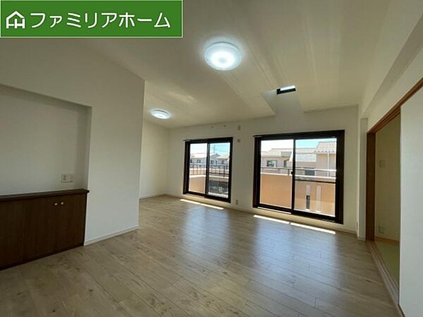 便利な収納付き♪