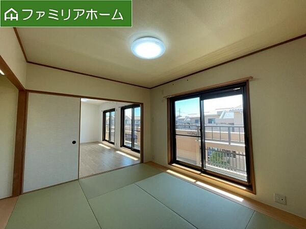 南向きの明るい和室です！
