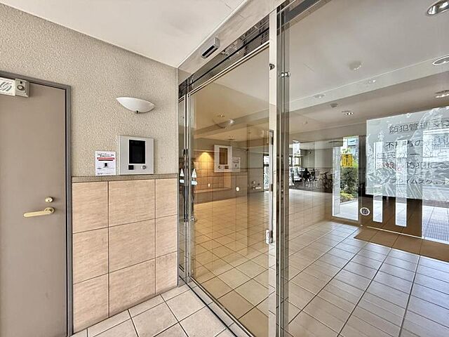 エントランス 東武伊勢崎線 梅島駅 徒歩7分