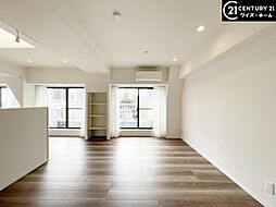 東急田園都市線 三軒茶屋駅 徒歩10分 1SLDKのリビング/ダイニング