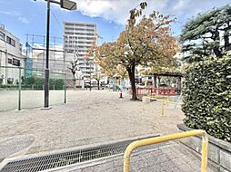 東京都荒川区西日暮里1丁目