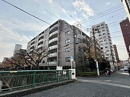 東京都目黒区青葉台1丁目