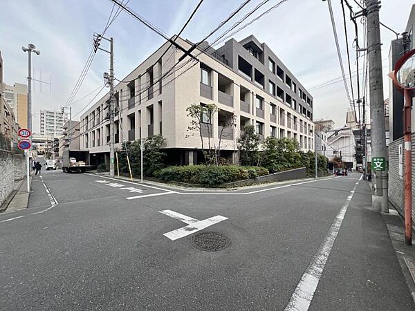 【外観】スタイリッシュで洗礼された外観美