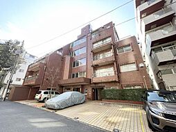 東京都港区赤坂9丁目