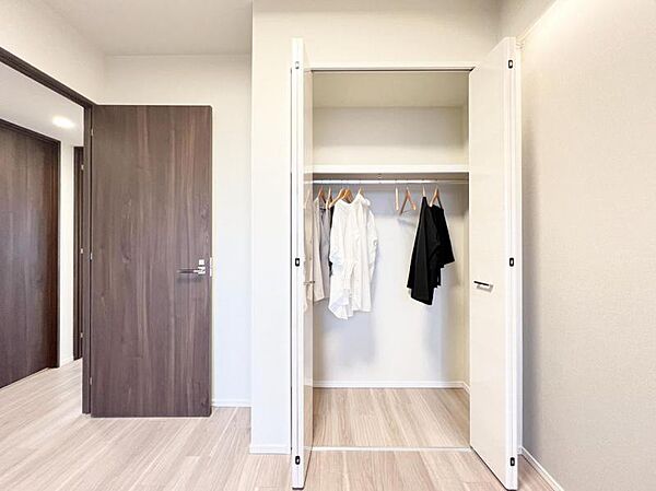 【収納】各部屋に収納が充実しており、整理整頓がしやすい設計です。