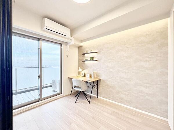 【洋室：4.7帖】使い方に柔軟性があり、個室としても趣味の部屋としても利用可能です。