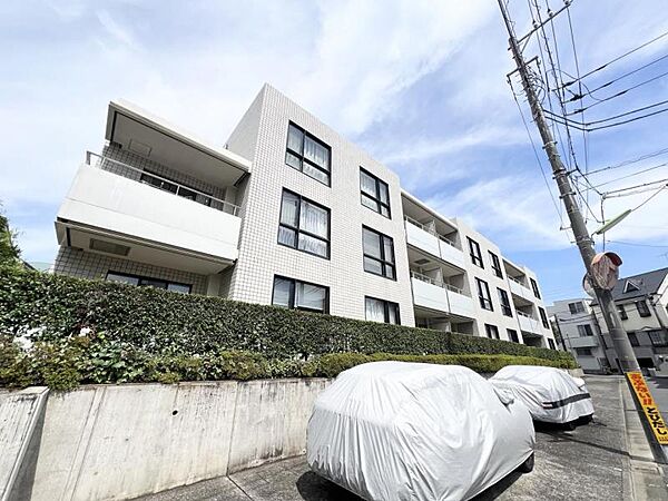 【外観】派手すぎず、地味すぎない。ちょうど良い高級感が漂う大人の住まい。