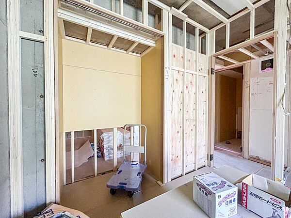 【収納】　大型クローゼット完備！荷物を隠して、お部屋をずっと美しく。