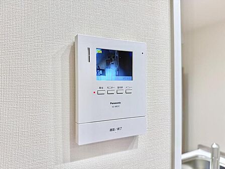 【設備】 防犯面でも安心感のあるTVインターホン
