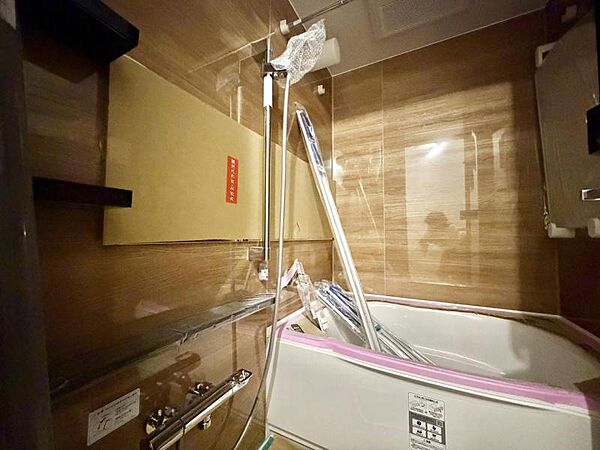 オートロックを完備し、不審者の侵入をしっかりと防ぎます。