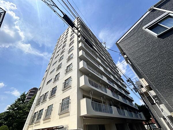 【外観】堂々としたスケール感が魅力です。