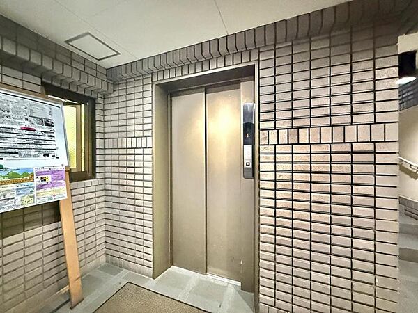 【エレベーター】エレベーター完備のため荷物が多くなっても安心。