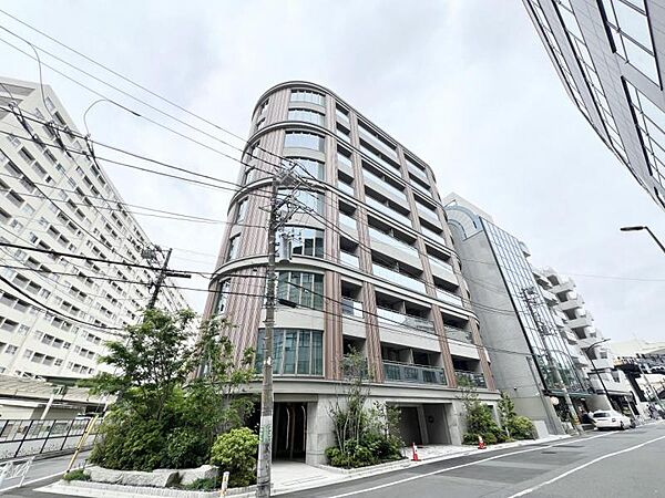 【外観】派手すぎず、地味すぎない。ちょうど良い高級感が漂う大人の住まい。
