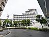 外観：【外観】　洗練された街に溶け込む外観。都市の中で、心地よい暮らしを支える存在です。