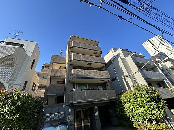 【外観】周囲の景観に調和した美しい外観です。