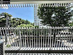 東京都港区三田2丁目