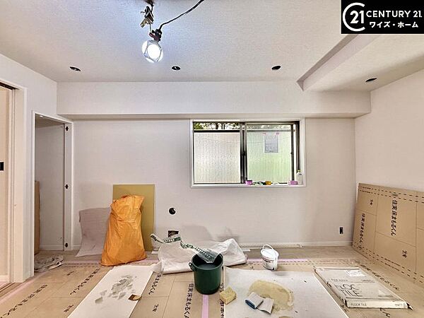 【リビング：8帖】あなたの家具が映える、洗練された住空間へ。