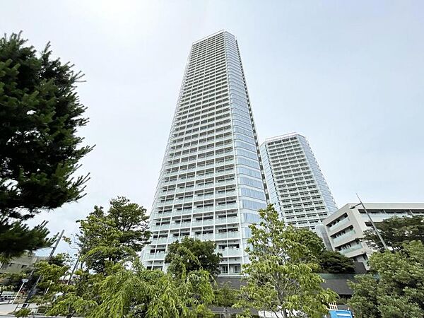 【外観】時間を経ても魅力を保つ落ち着いた外観。