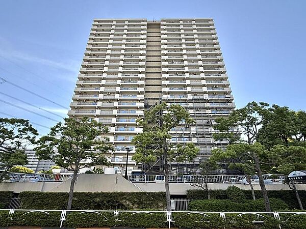 【外観】スタイリッシュな印象の外観です。