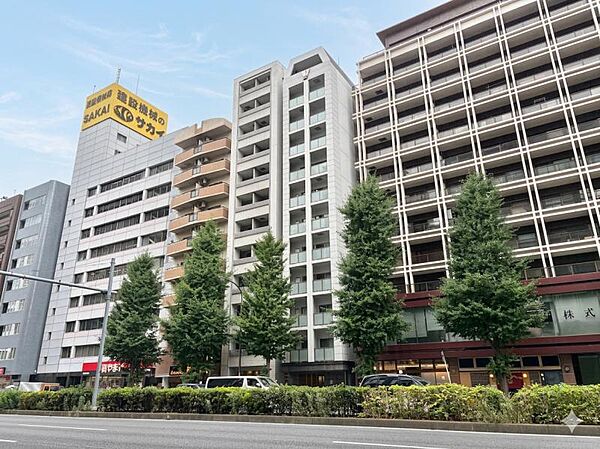【外観】飽きのこないシンプルモダンな外観です。