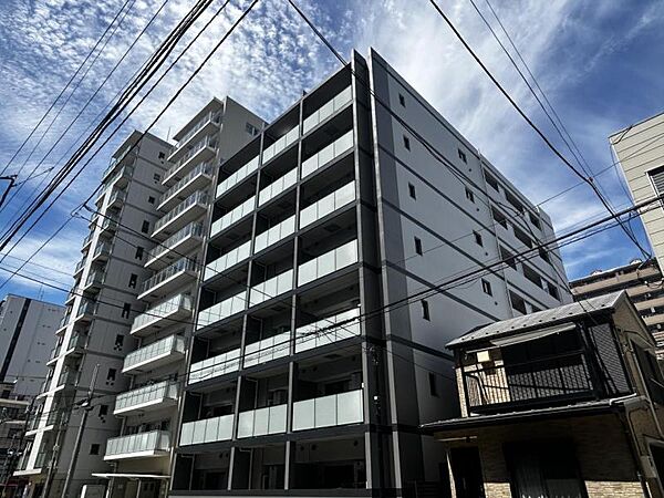 【外観】重厚感のある佇まいが魅力です。