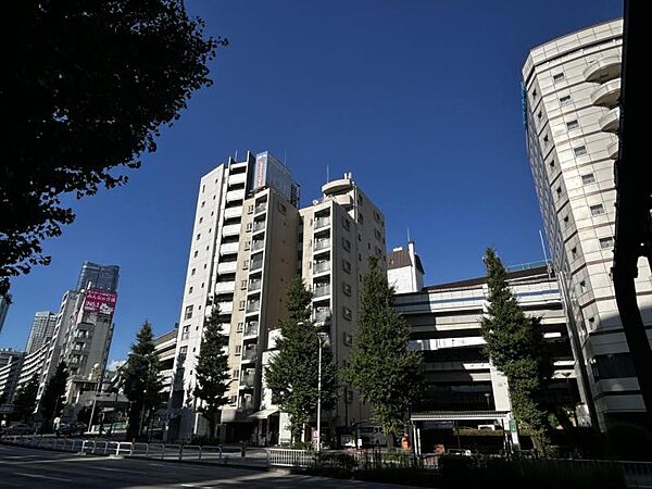 【外観】時間を経ても魅力を保つ落ち着いた外観。