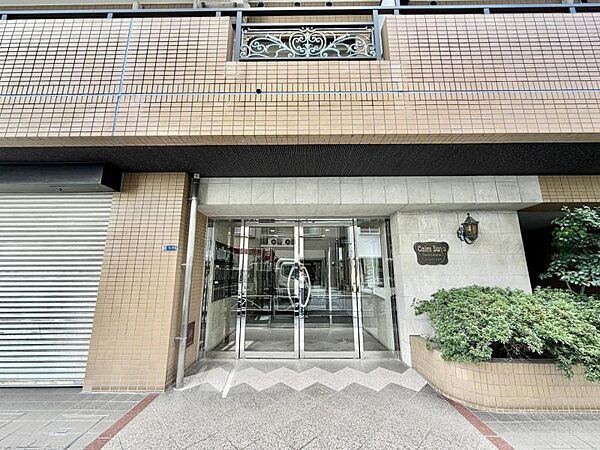 エントランスを拡大表示