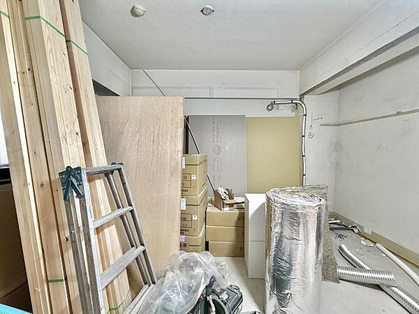 【洋室】内装を整え、快適性を高めてお引き渡しいたします。
