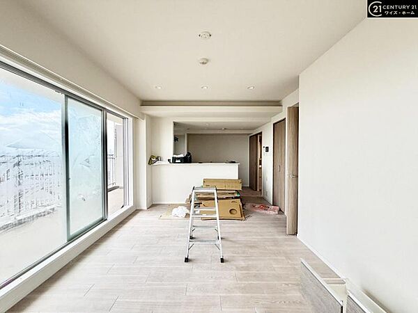 【LDK:14.3帖】豊かな採光に包まれた、心地よいLDK空間を作成中。