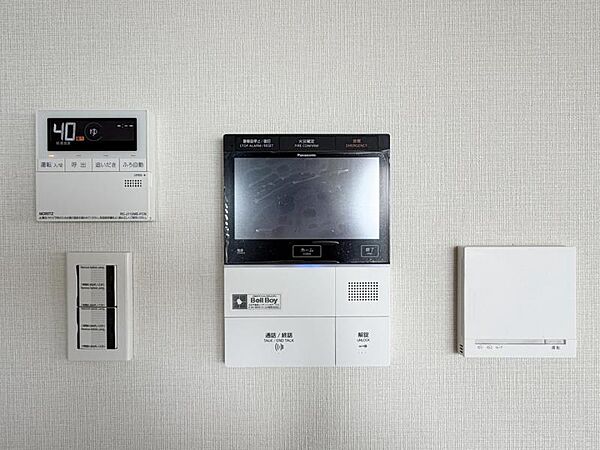 【TVインターホン】安心を見える形にしたTV付インターホン。