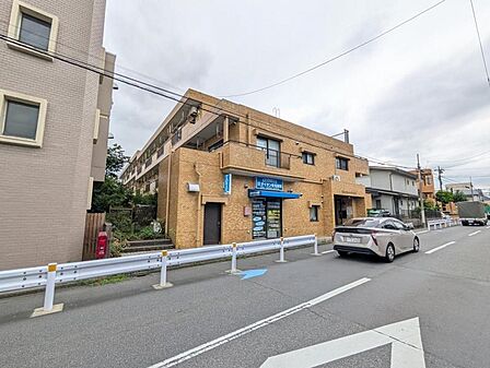 【外観】重厚感のある佇まいが魅力です。