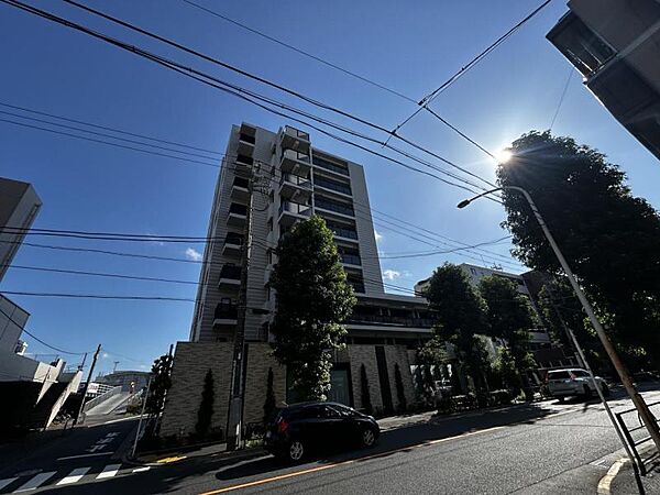 【外観】住む人がいつまでも心地良さを感じ続けられる多様な住空間を創造します。