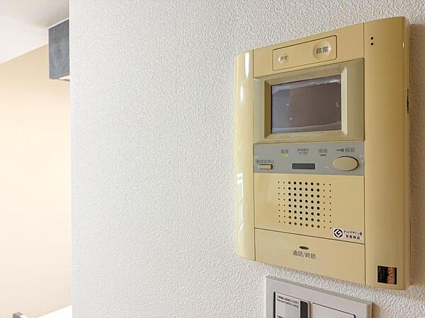 【設備】　家族の安心を守るTVインターホン　