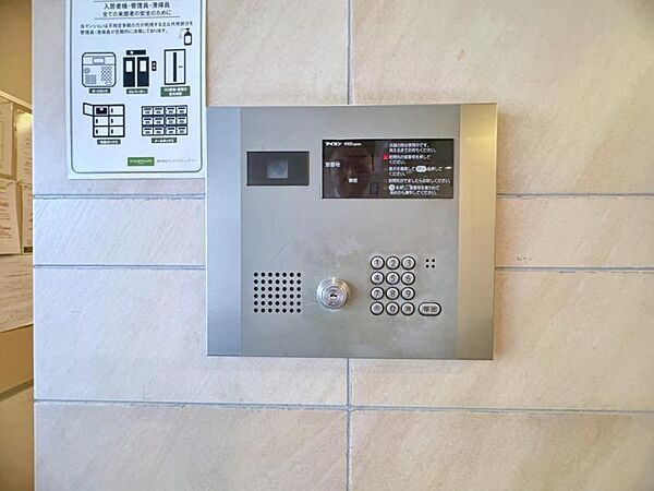 エントランスを拡大表示