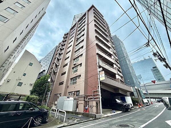 【外観】派手すぎず、地味すぎない。ちょうど良い高級感が漂う大人の住まい。