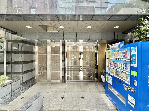 【エントランス】いつも綺麗に保たれているエントランス。
