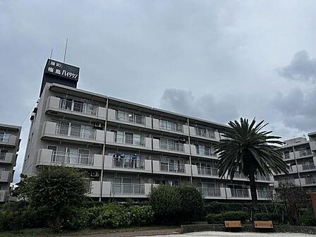 【外観】重厚感のある佇まいが魅力です。