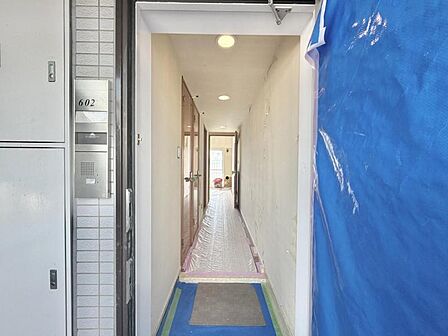 【玄関】住まいの顔となるすっきりと明るい玄関