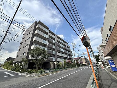 【外観】住む人がいつまでも心地良さを感じ続けられる多様な住空間を創造します。