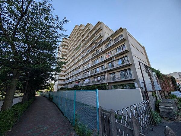 【外観】味わいのあるレトロな佇まい。やさしい雰囲気を感じます。