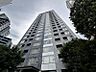 外観：落ち着いた色合いで、周囲の街並みに馴染む外観です。