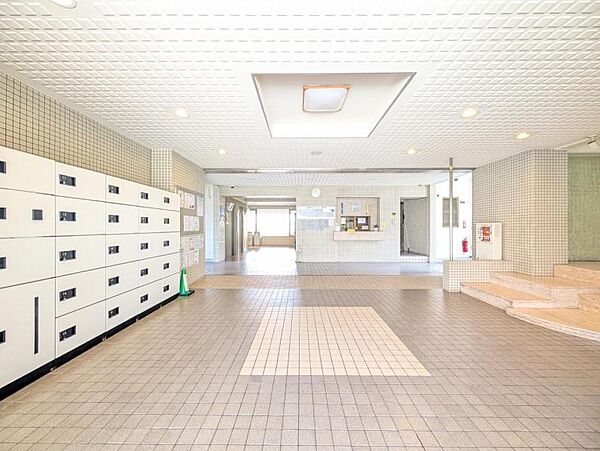 【エントランス】いつも通る場所だからこそしっかりと清潔に保たれていると嬉しいものです