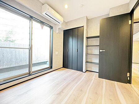 仕事や趣味のスペースとしても活用できる、多用途に使える部屋。