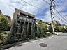 外観：【外観】モダンなデザインが際立つ外観。存在感と品格を兼ね備えたマンションです。