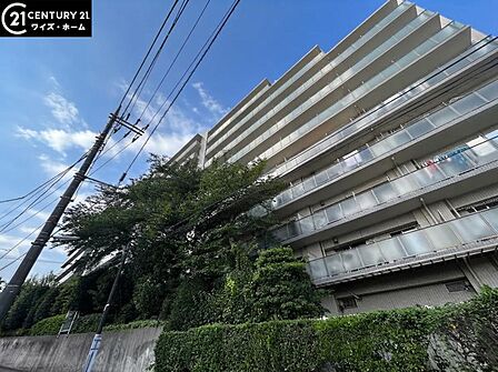 【外観】住まう誇りを再確認させる堂々たる風格。