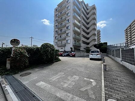 【駐車場】空き状況はお問い合わせください。