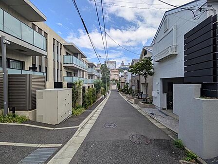 【周辺環境】穏やかな街並みに包まれた住環境。
