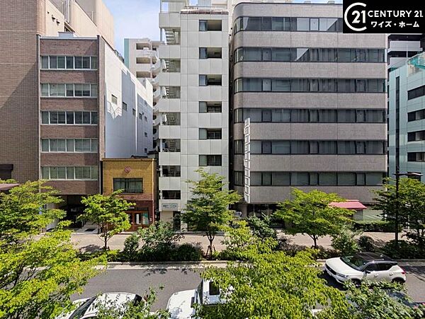 【眺望】シティライフを実感できるスタイリッシュな眺望。