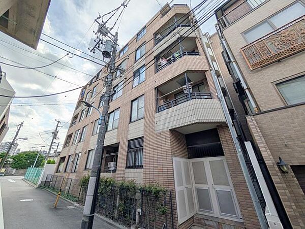 【外観】　毎日の暮らしに寄り添う、優しい雰囲気の外観が魅力です。
